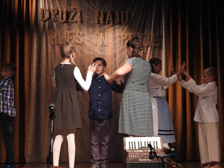 Prireditev Druži naju ples in petje z mednarodno udeležbo 6